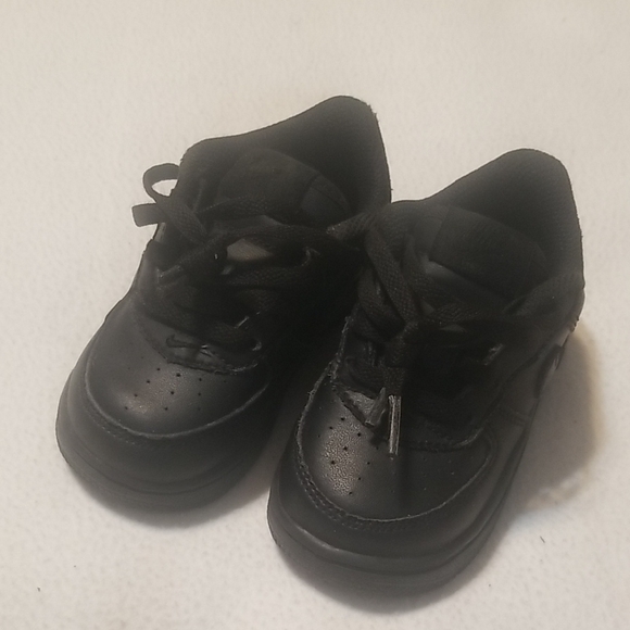 Nike Other - NIKE INFANT FORCE 1 TODDLER LACE UP TENNIS SHOES, Boys In EUC. SZ 5.5